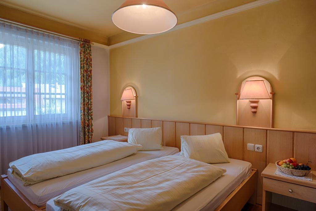 Hotel Post Großkirchheim Dış mekan fotoğraf