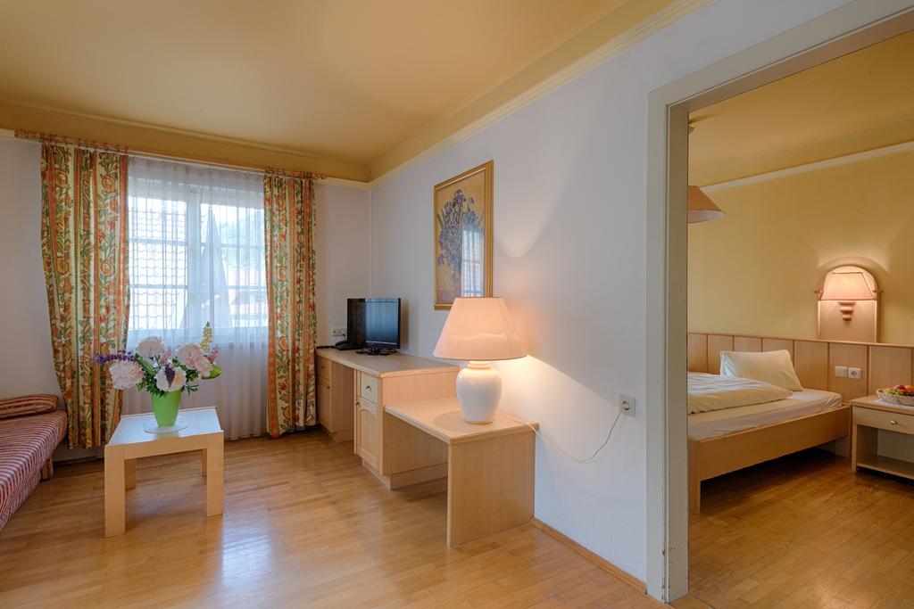 Hotel Post Großkirchheim Dış mekan fotoğraf