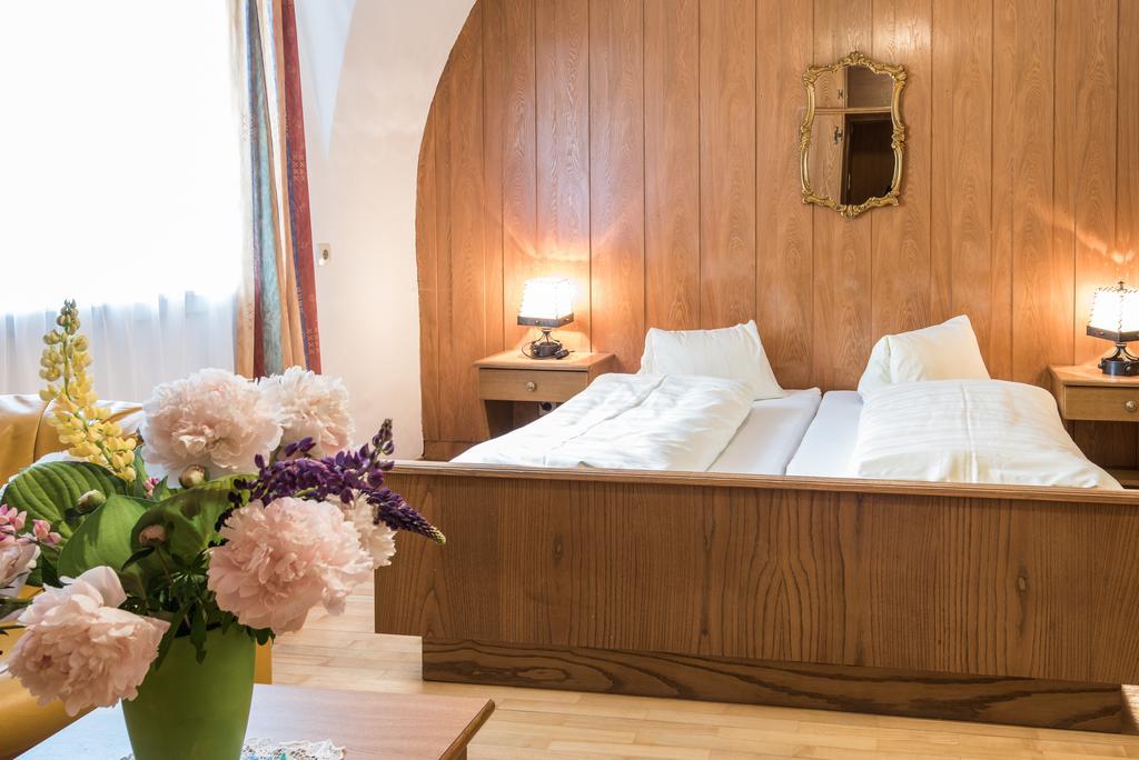 Hotel Post Großkirchheim Dış mekan fotoğraf
