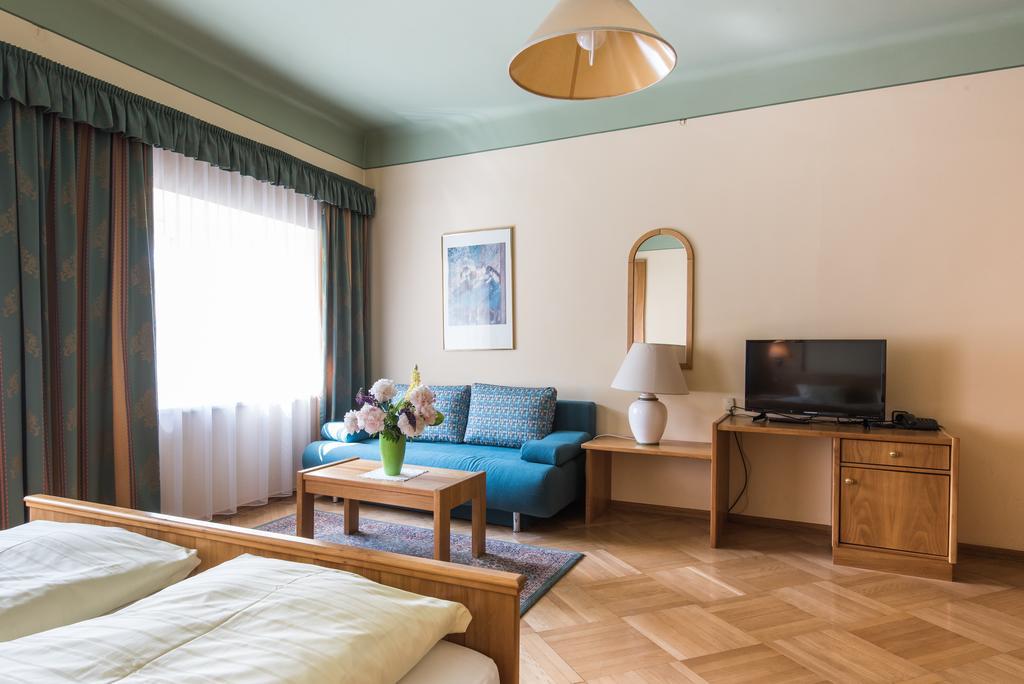 Hotel Post Großkirchheim Dış mekan fotoğraf